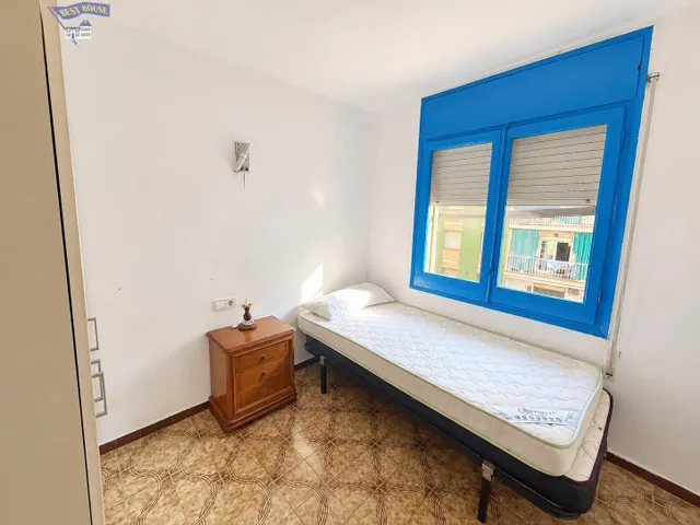 Piso de 3 habitaciones en fontetes, Cerdanyola del Vallès: comodidad, luz y excelente ubicación — 11