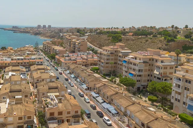 Casa 3 habitaciones 99m² en venta - Cabo cervera — 32