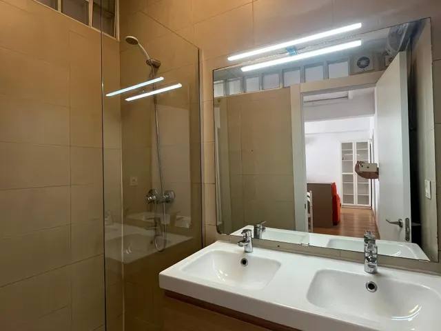 Piso de 3 dormitorios en alquiler -  barrio san antón — 39