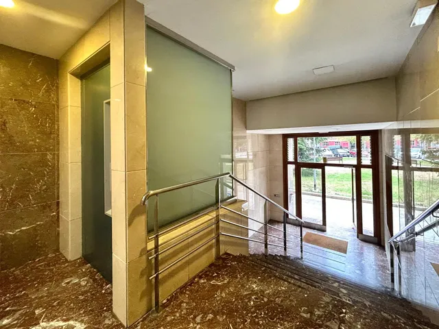 Piso amplio y luminoso con 3 habitaciones y grandes balcones en San Juan — 28