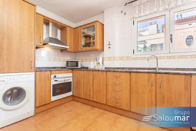 Piso de 2 habitaciones en Salou - Paseo Jaime I — 6