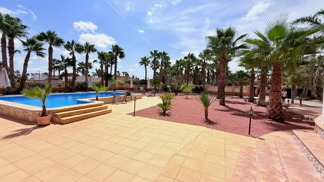 Villa 3 habitaciones 139m² en venta - Comunidad valenciana — 31
