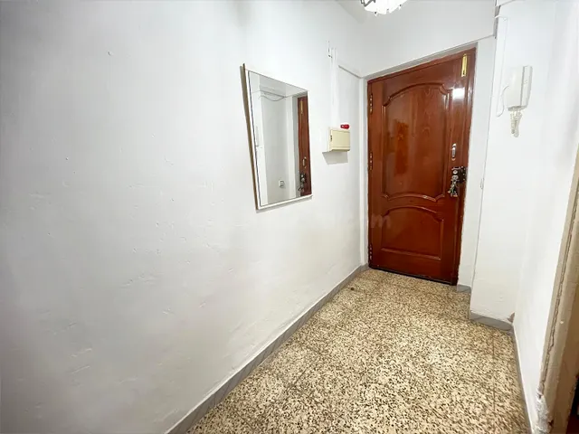 Piso bajo de 3 habitaciones en La Moneda-Dos Hermanas — 3