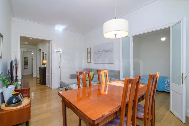 Vivienda con balcón y ascensor en pleno corazón del Gòtic — 4