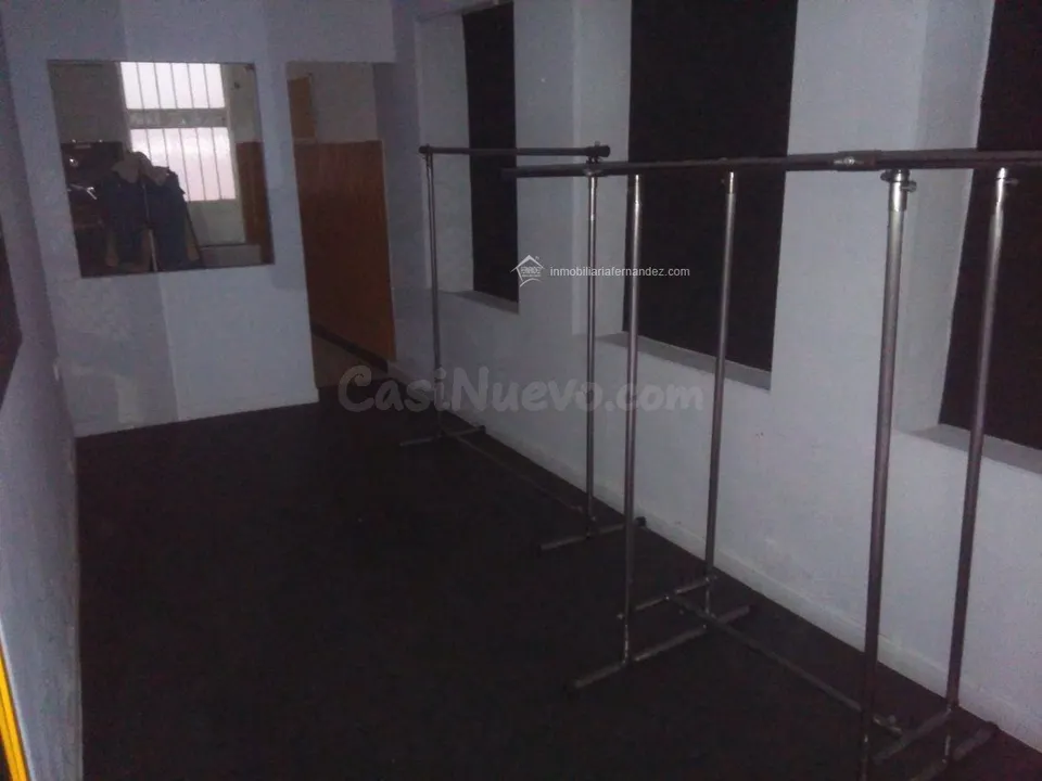 Local comercial 43m² en alquiler - PARTE ANTIGUA