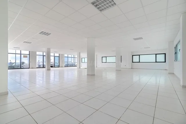 Oficina 270m² en venta - La Isleta