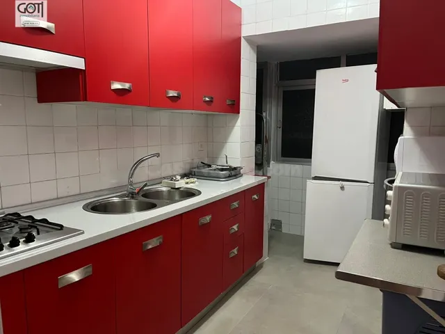 PISO IDEAL ESTUDIANTES.-PAJARITOS JUNTO A PARADA DE METRO