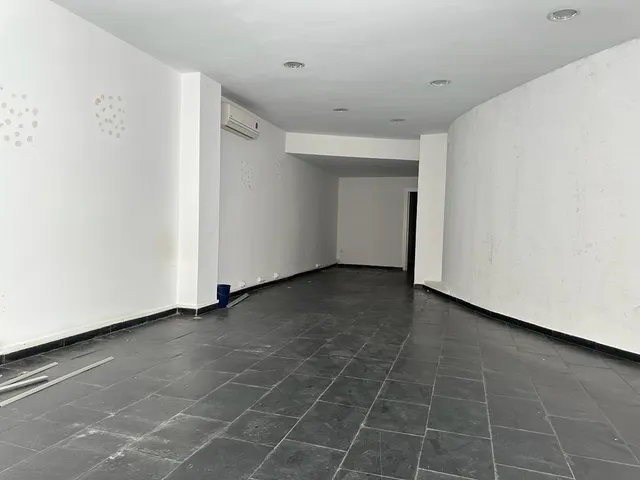 LOCAL EN VENTA EN PLENO CENTRO DE CORDOBA CAPITAL - foto 2