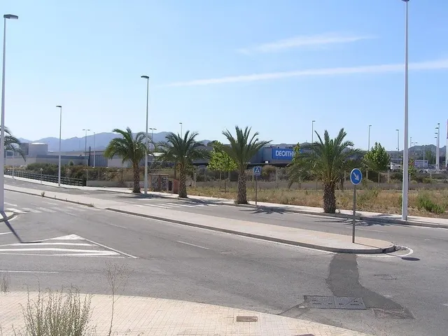 SOLAR INDUSTRIAL ZONA CARREFOUR