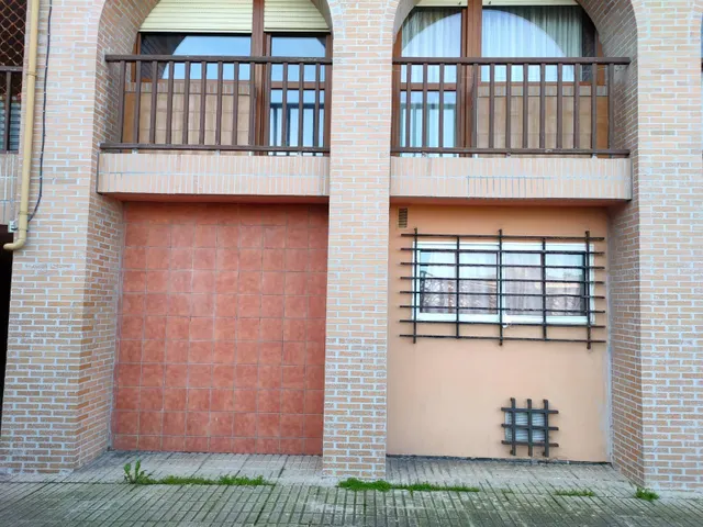 Local comercial para reformar en General Dávila — 9
