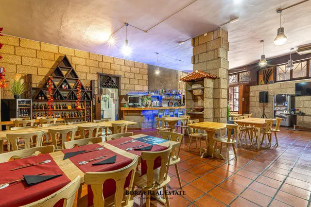 Se traspasa conocido Restaurante Italiano en San Isidro, Ten - foto 4