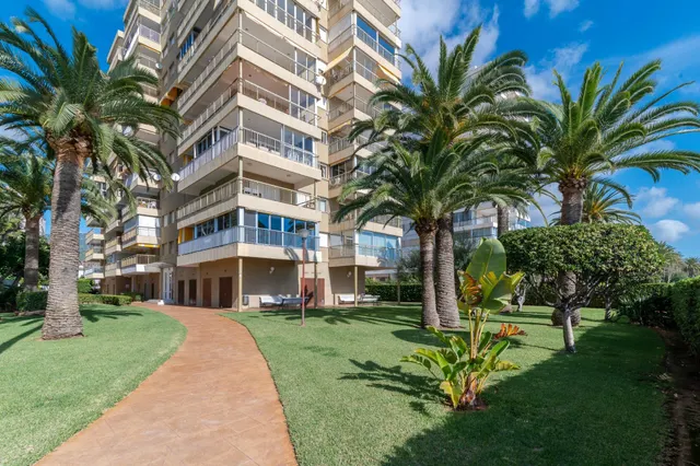 Apartamento frontal en el Paseo Marítimo del Torreón - Benicasim — 42