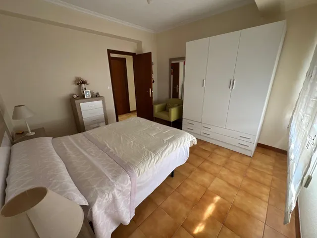 Amplio y Luminoso Piso en Elda, Ideal para Vivir — 13