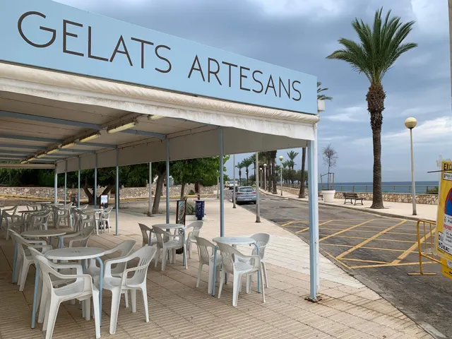 Heladería frente al mar en L’Ametlla de Mar: traspaso 38.000 €, equipada y en funcionamiento — 7