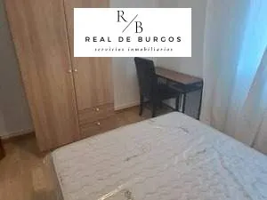 Piso en alquiler en Plaza Batallas — 12