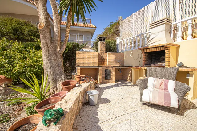 Villa de 4 dormitorios, 3 baños, piscina y jardín en dehesa de campo amor (orihuela costa) — 33