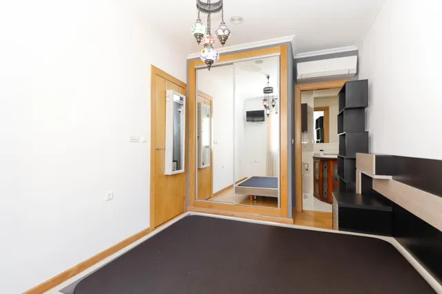 APARTAMENTO EN EL CENTRO DE TORREVIEJA CON GARAJE Y TRASTERO — 14