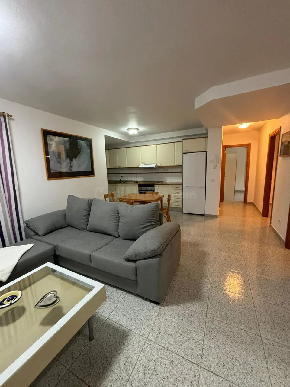 Luminoso y acogedor piso con ascensor en Castillo del Romeral, listo para entrar a vivir