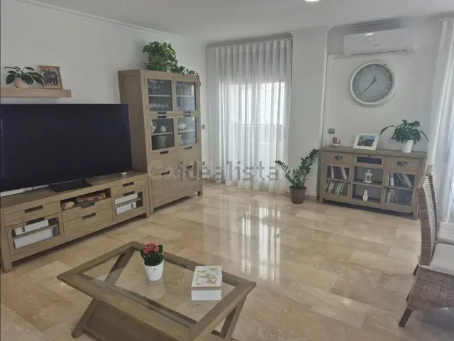 SANTA EULALIA | PISO EXTERIOR CON ASCENSOR A 4 MINUTOS DE LA - foto 4