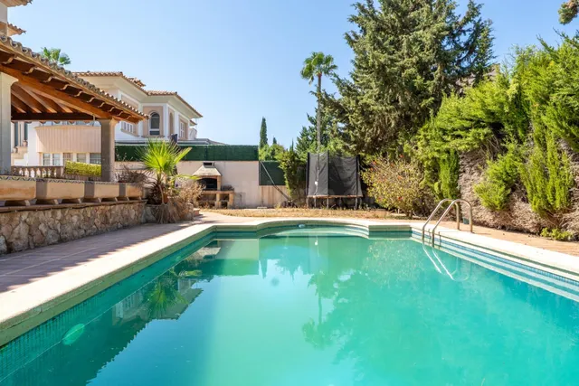 Chalet independiente con piscina privada en Son Verí Nou — 2