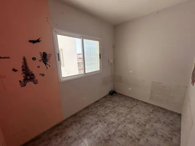 PISO EN VECINDARIO — 17