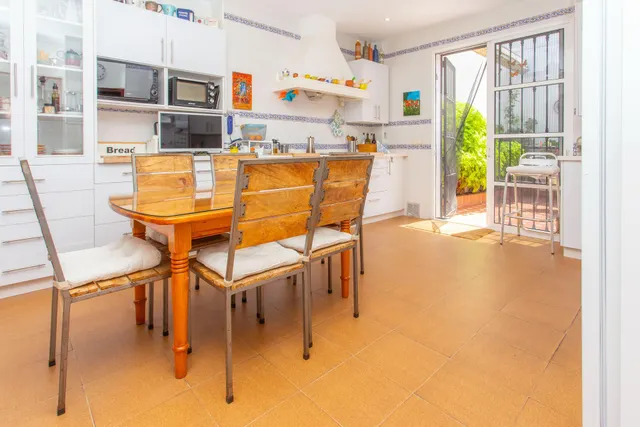 Exclusiva casa con jardín en el centro de El Puerto de Santa María — 18