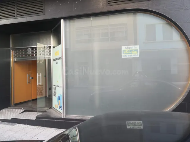 Local comercial en Gran Vía - Zona Escolar - foto 2