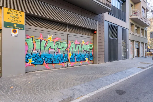 Parking en alquiler - Eixample — 28