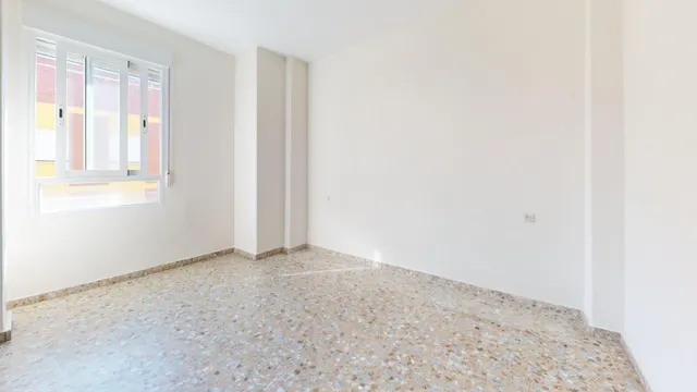 Amplio piso en Córdoba, zona Levante - Ideal para primera  vivienda o inversión!!!!!!! — 13