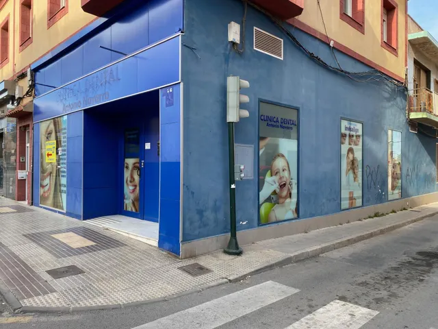 LOCAL COMERCIAL en LOS DOLORES — 2