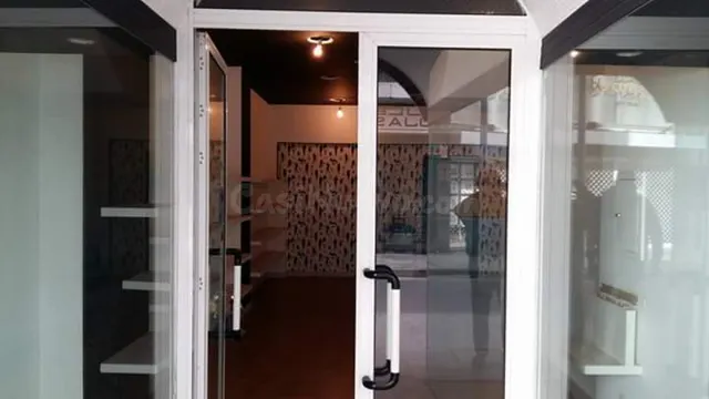 Se alquila Bajo en Camino nuevo - Carballo - foto 4