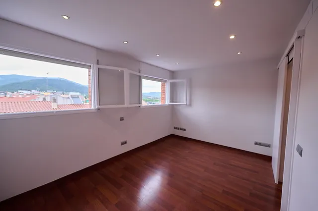 Piso en venta en Avinguda Can Baixeres, 20, Sentmenat — 31
