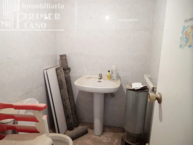 Se vende casa para reformar de 519m2 de terreno y 17 metros  - foto 5