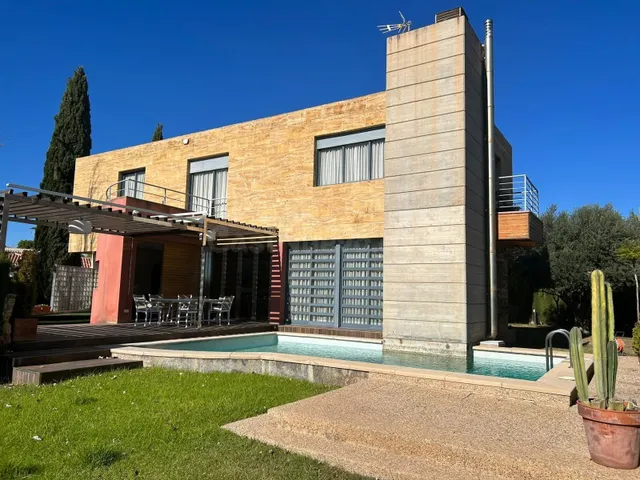 Impresionante chalet con vistas panorámicas al mar