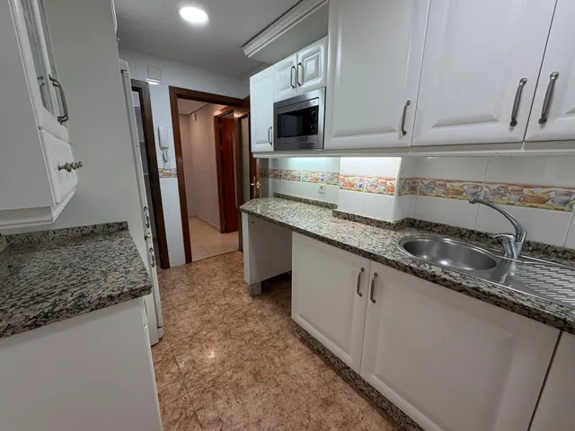 4 habitaciones y ascensor junto a la Avenida del Aeropuerto — 7