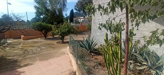 CHALET INDEPENDIENTE CON PARCELA URBANA. IDEAL INVERSORES. — 7