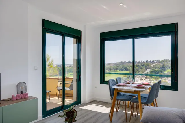 Golf, playa y relax en Campoamor — 18