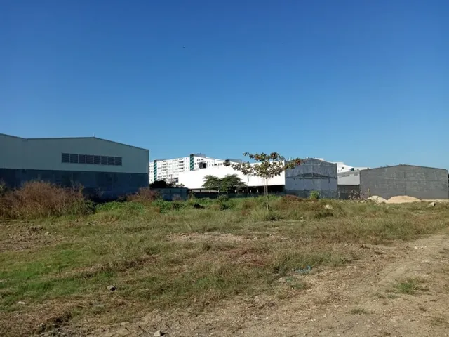 Venta de terreno en Barrio La Carolina - foto 3