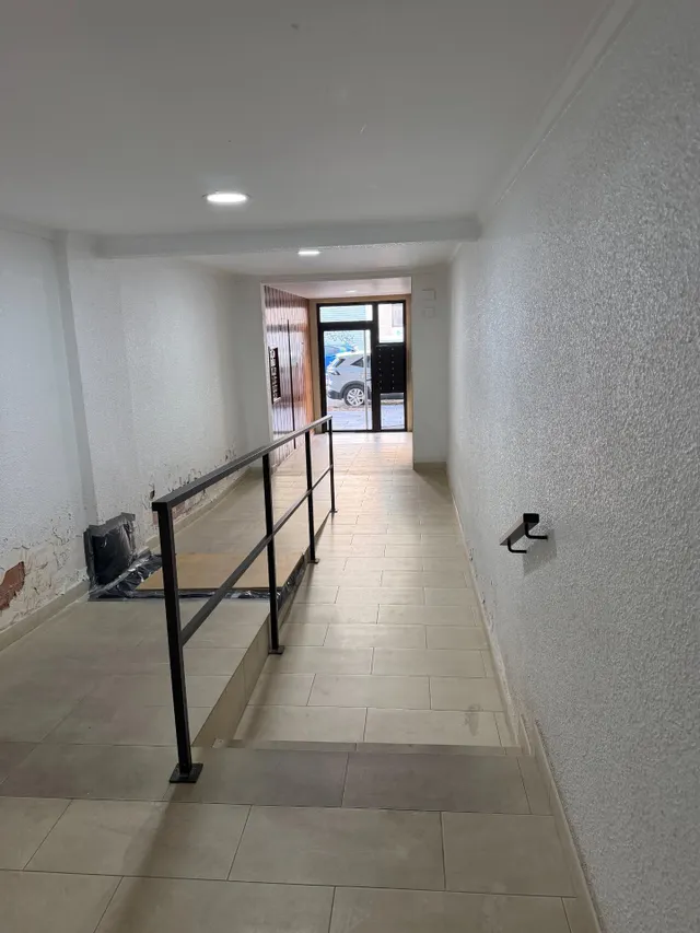 PISO CON ASCENSOR, 4 DORMITORIOS, 2 BAÑOS, COCINA 19 M2 CON  - foto 4