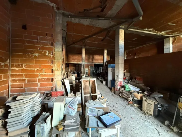 ¡Gran local en bruto en exclusiva en pleno centro de la ciud - foto 2