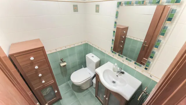 Amplia vivienda de 3 habitaciones en el centro de Irún — 15