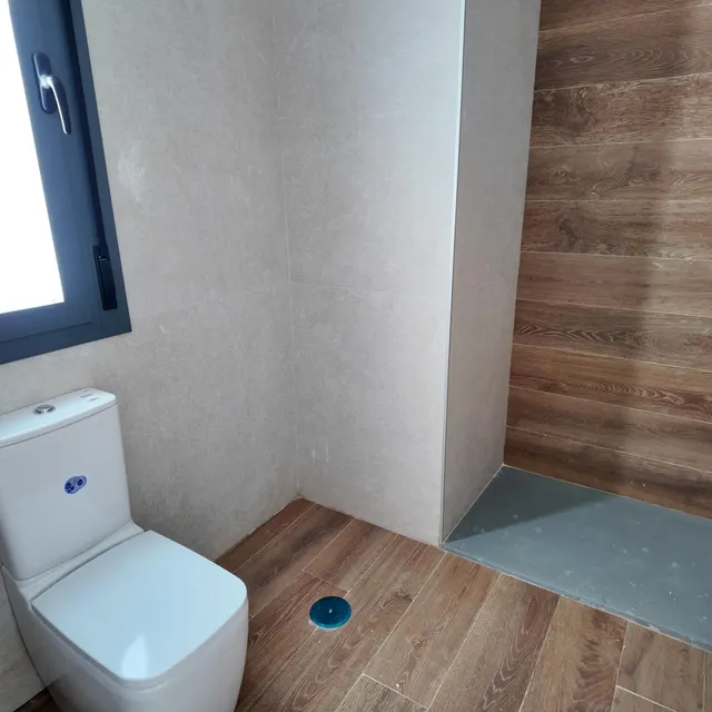 VIVIENDA EN ZONA  EL PATRIARCA!!!!!! — 35