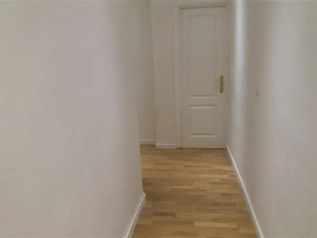 Alquiler de Piso Exterior en Puerta de Toledo con Piscina y Vigilancia — 9