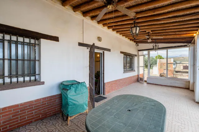 Cortijo zona El 21 — 28