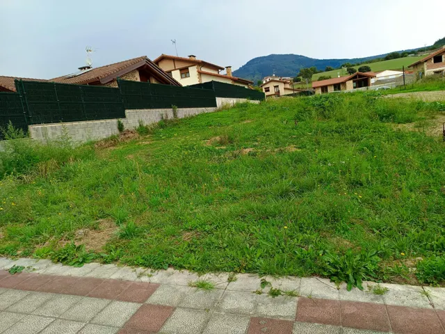 Venta de parcelas en urbanizacion en el Valle de Mena — 2