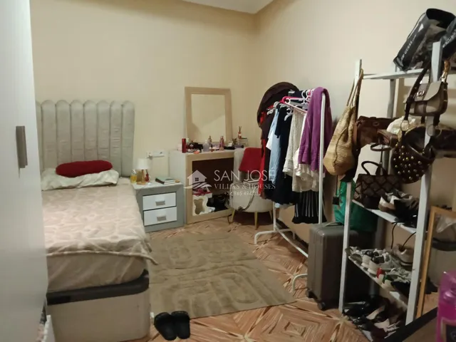 SE VENDE CASA EN BUEN ESTADO EN ASPE — 17