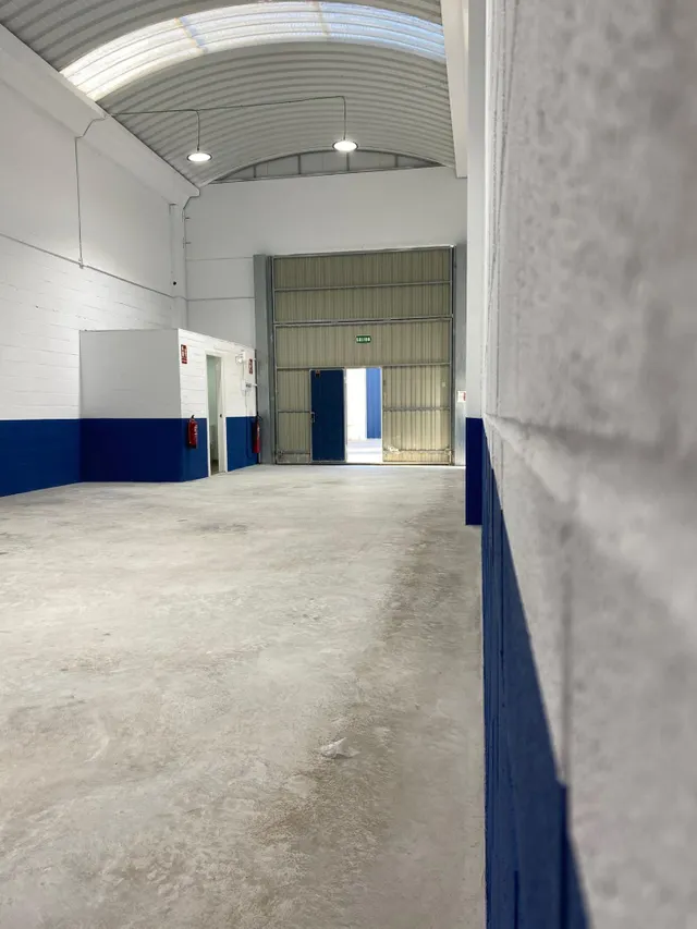 MINI-NAVES EMPRESARIUM. NAVE 11 CALLE AJEDREA 13 — 9