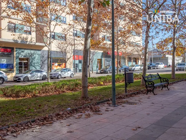 Local comercial en condes de barcelona — 19