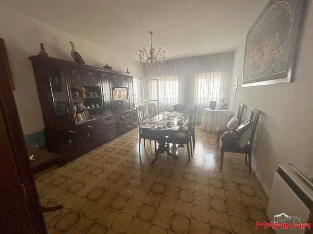 Bajo en Esquivias - foto 3