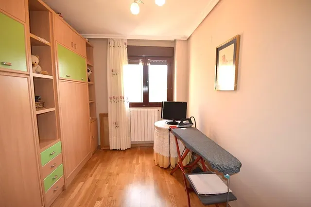 Vivienda de 4 dormitorios en una de las mejores zonas de rivas — 18